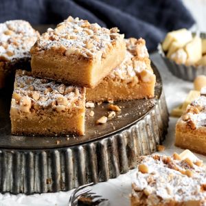 MADHOUSE - BROWNIE - WHITE CHOC MAC - 25PK